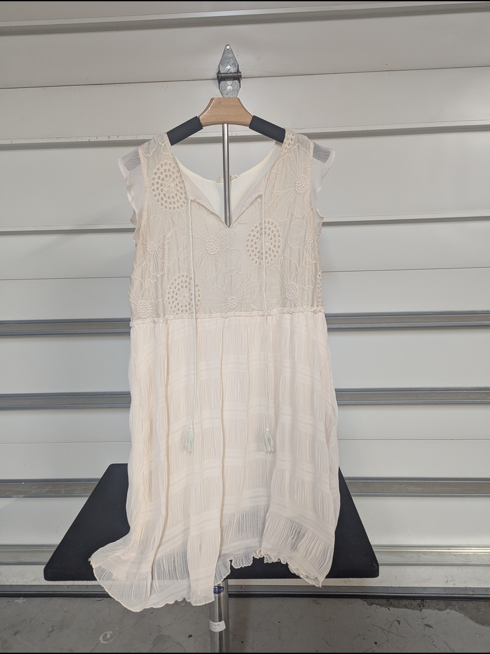 Mystree Soft Cream Sleeveless Summer Dress